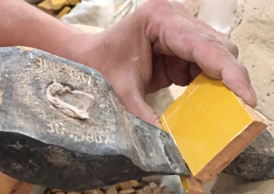 Ciselage du Bejmat à la main