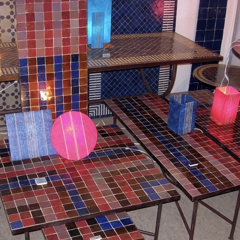 Tables en zellige modernes et multicolores