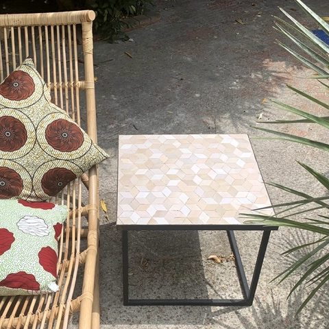 Petite desserte en zellige tricolore et fer forgée faîte à la main