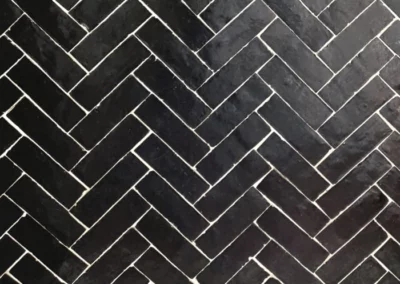Bejmat noir, pose en chevron