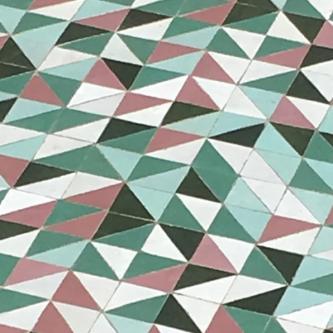 Carrelage au sol en zellige triangle sur Paris (75)