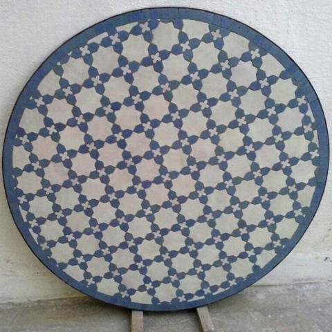 Création sur mesure d'un grand plateau de table en zellige fait à la main