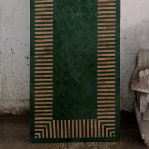 Plateau de banc en zellige vert et beige, 150x40 cm