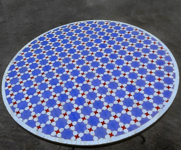 Grand plateau de table ronde, diamètre 120cm, zellige en fleur de Matécha