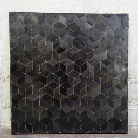 Petit plateau de table carrée en zellige monochrome noir