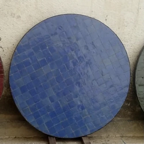 Plateau de table ronde en zellige, couleur bleue