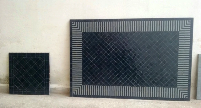 Plateaux rectangles de différentes tailles sur mesure en zellige rayé unicolore noir