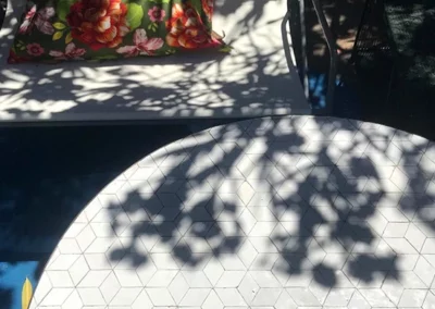 Table ronde en zellige, fabrication et livraison pour Menton (06)