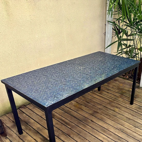 Table en zellige noir, sur mesure pour région marseillaise