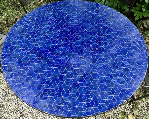 Table ronde en zellige bleu Roi, livraison à Grasse (06)