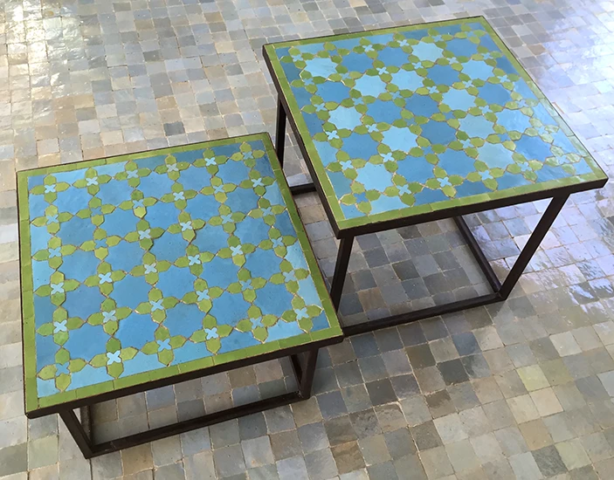 Petites tables basse, 40 et 50 cm de hauteur, zellige au motif fleurs de matécha, livraison à Caen (14)